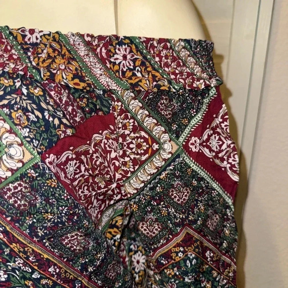 ROSE AND GRACE NYC BOHO RUFFLE OF THE SHOULDER MINI DRES WITH BELL SLEVES SIZE S - Picture 8 of 9